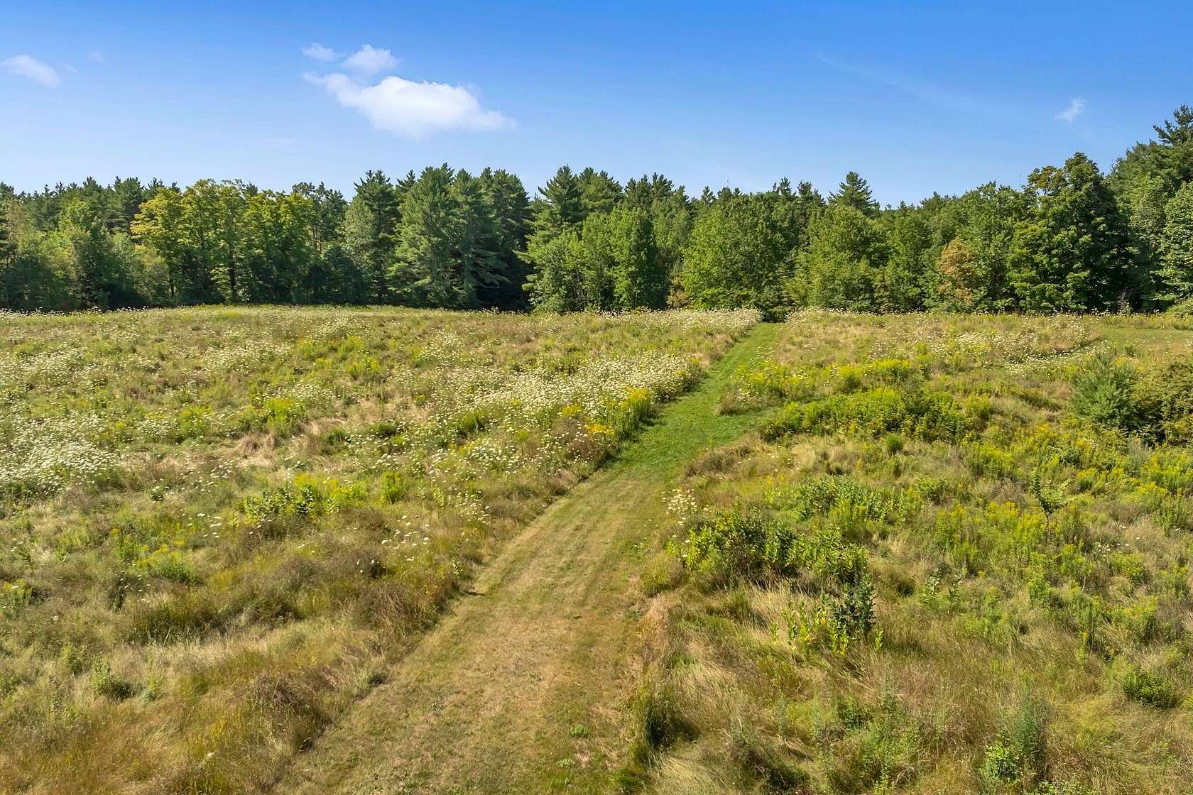 9.1 Acres of Residential Land for Sale in Falmouth, Maine
