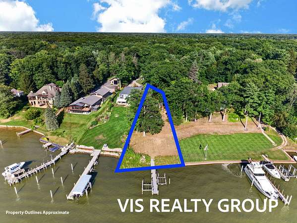 0.78 Acres of Residential Land for Sale in Spring Lake, Michigan