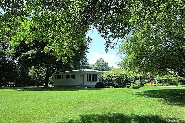 3 Acres of Land with Home for Sale in Oxford, Michigan