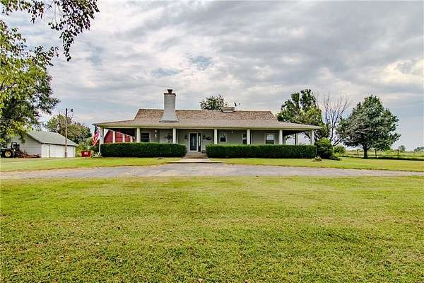 10 Acres of Land with Home for Sale in Clinton, Missouri