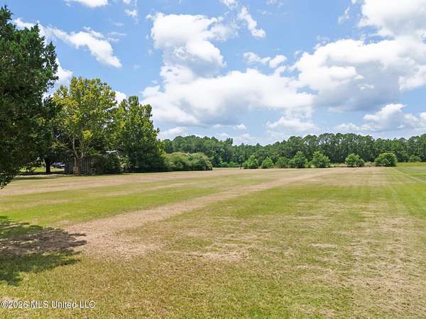 2.2 Acres of Residential Land for Sale in Gulfport, Mississippi