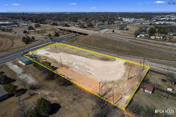 1.29 Acres of Commercial Land for Sale in Wichita Falls, Texas