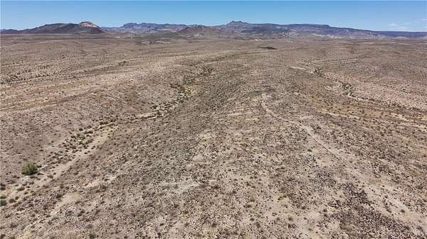 10 Acres of Land for Sale in Yucca, Arizona