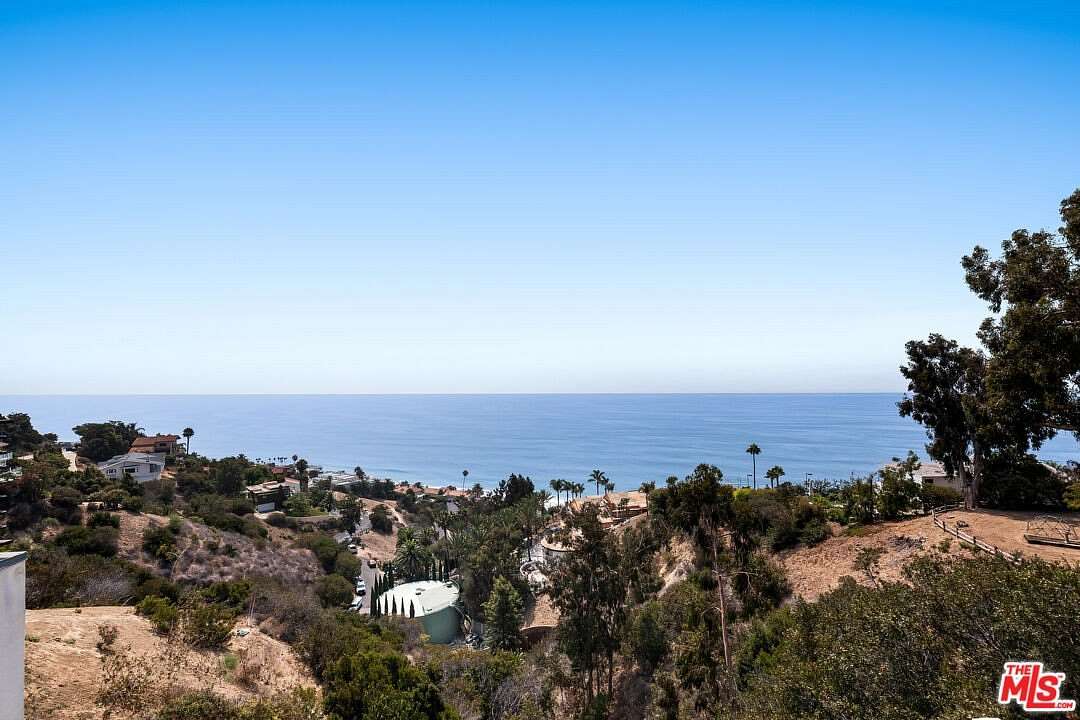 0.68 Acres of Residential Land for Sale in Malibu, California
