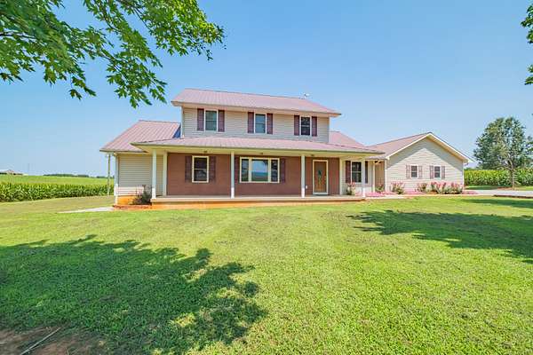 9.17 Acres of Land with Home for Sale in Belvidere, Tennessee
