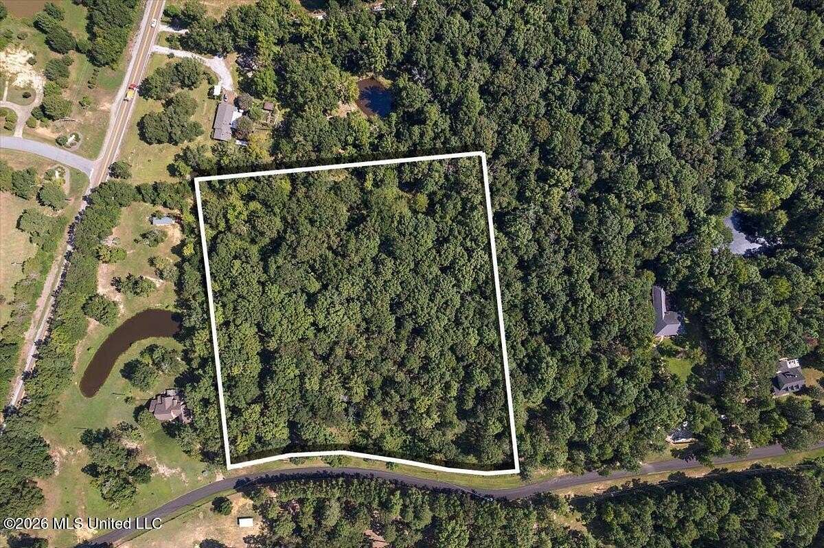 10 Acres of Residential Land for Sale in Brandon, Mississippi