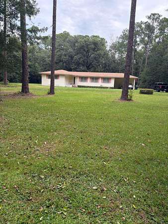 2.52 Acres of Land with Home for Sale in Jacksonville, Florida
