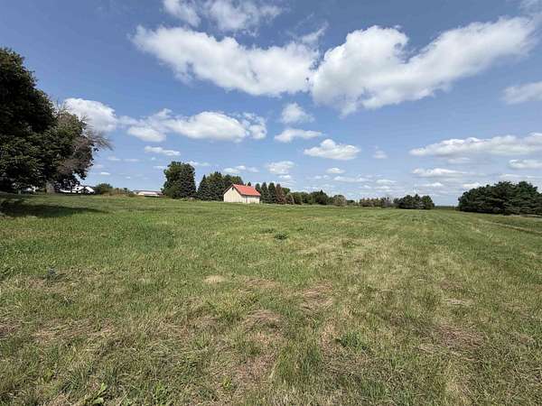 5.26 Acres of Residential Land for Sale in Pocahontas, Iowa