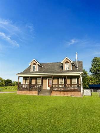 3.53 Acres of Land with Home for Sale in Cave City, Kentucky