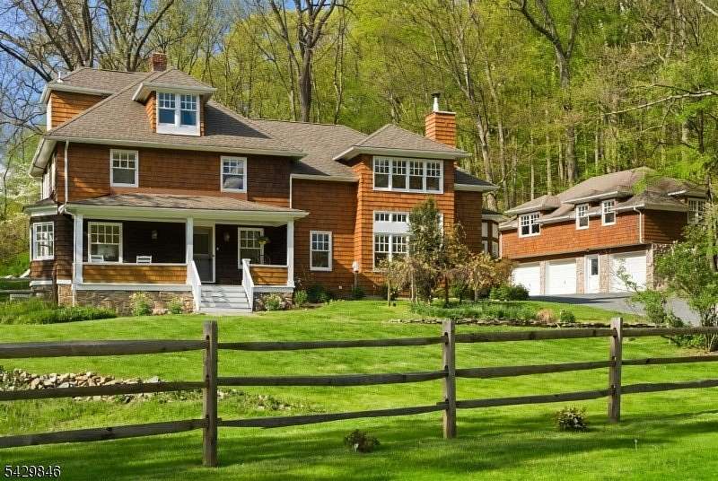 3 Acres of Land with Home for Lease in Tewksbury Township, New Jersey