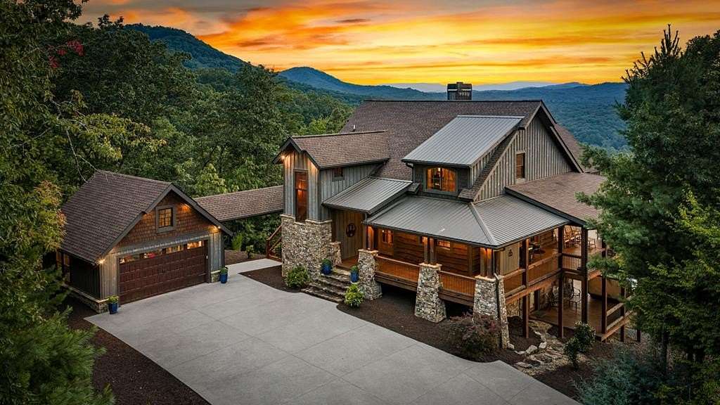 4 Acres of Land with Home for Sale in Mineral Bluff, Georgia