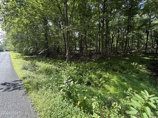 1.22 Acres of Residential Land for Sale in Dingmans Ferry, Pennsylvania