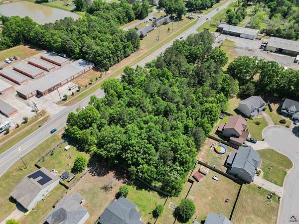 2 Acres of Commercial Land for Sale in Perry, Georgia