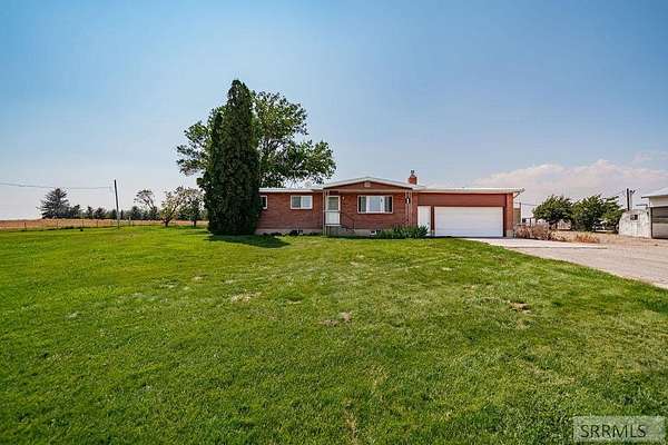 9.68 Acres of Land with Home for Sale in Blackfoot, Idaho