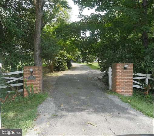 1 Acre of Residential Land for Sale in Alexandria, Virginia