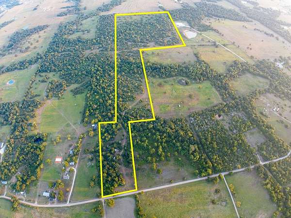 67.3 Acres of Recreational Land for Sale in Midway, Texas