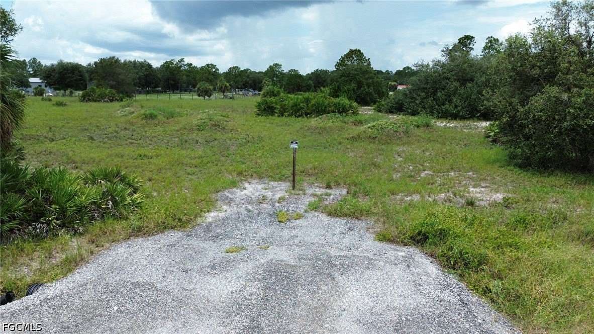 1.25 Acres of Land for Sale in Clewiston, Florida