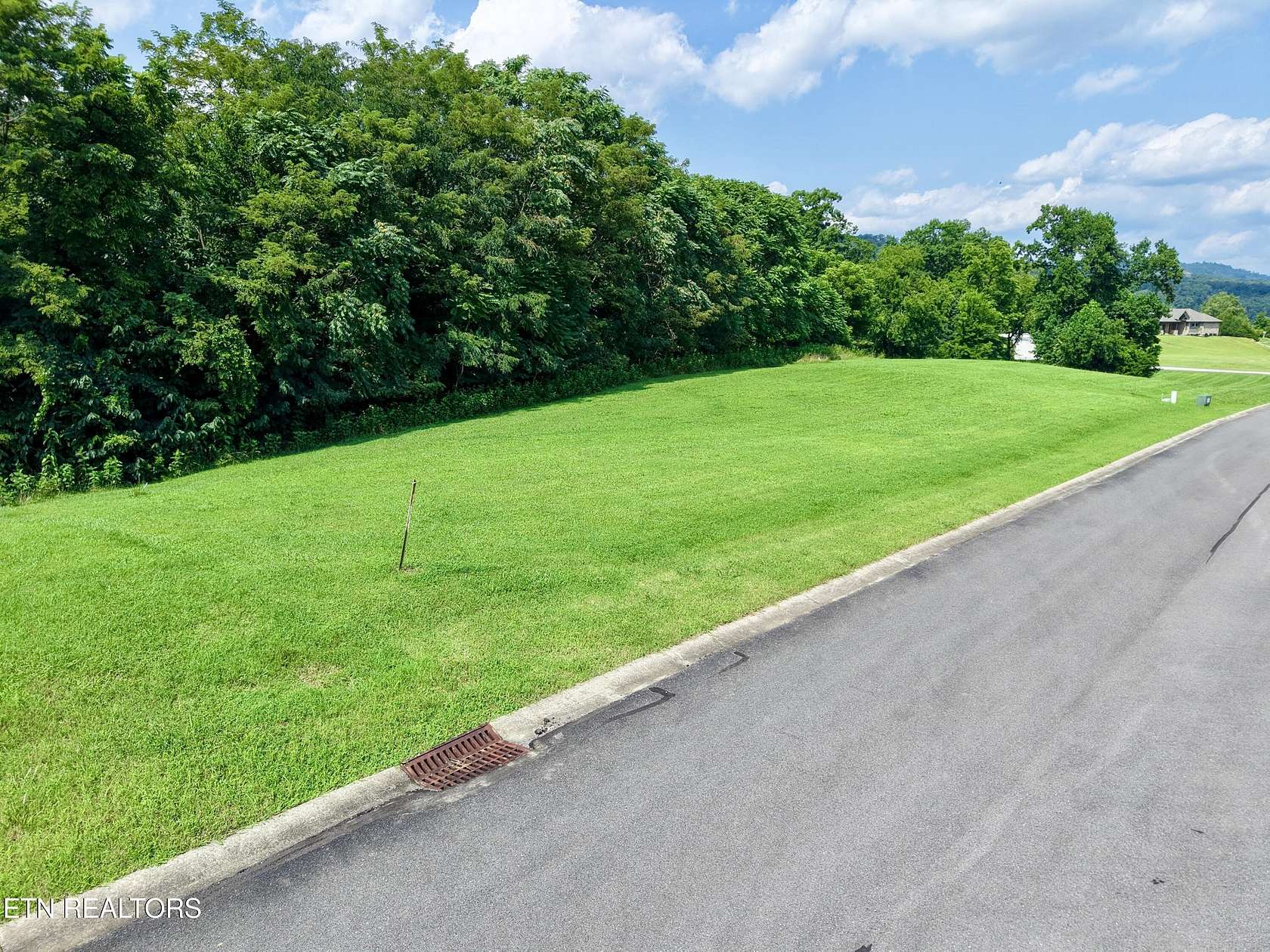 1.46 Acres of Residential Land for Sale in Mooresburg, Tennessee