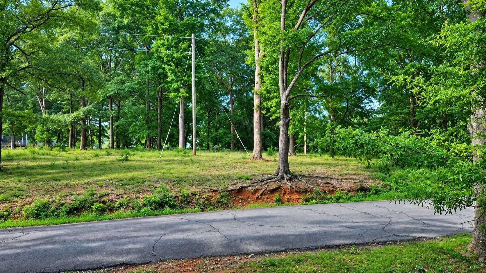 0.96 Acres of Residential Land for Sale in Inman, South Carolina