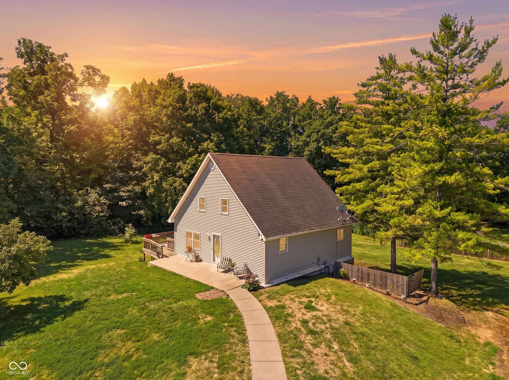 10.4 Acres of Land with Home for Sale in Middletown, Indiana