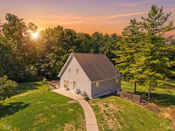 10.4 Acres of Land with Home for Sale in Middletown, Indiana
