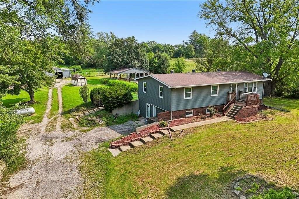 5 Acres of Land with Home for Sale in Tonganoxie, Kansas