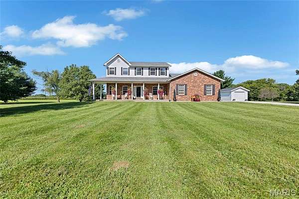 2.5 Acres of Land with Home for Sale in Waterloo, Illinois