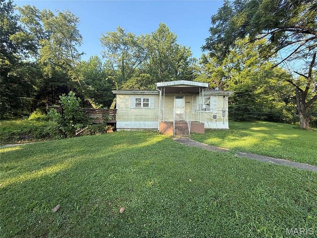 2.58 Acres of Land with Home for Sale in Hannibal, Missouri