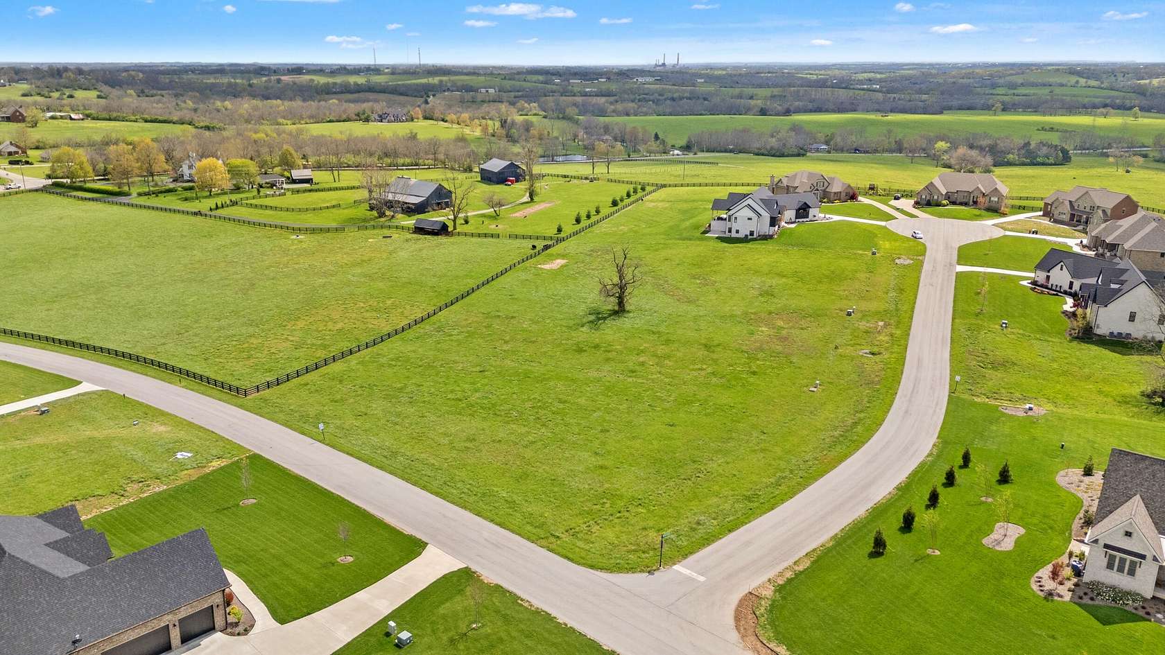 1.1 Acres of Residential Land for Sale in Wilmore, Kentucky