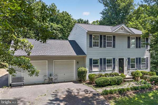2 Acres of Land with Home for Sale in Amissville, Virginia