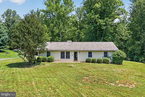 3 Acres of Land with Home for Sale in Amissville, Virginia