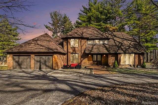 6 Acres of Land with Home for Sale in Oceola Township, Michigan