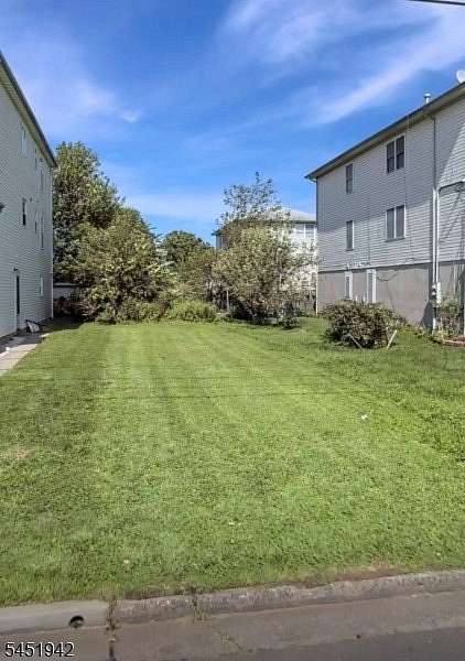 0.1 Acres of Land for Sale in Linden, New Jersey