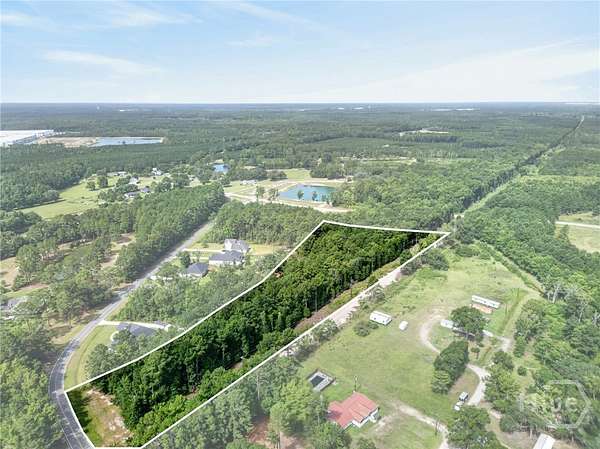 4 Acres of Residential Land for Sale in Bloomingdale, Georgia