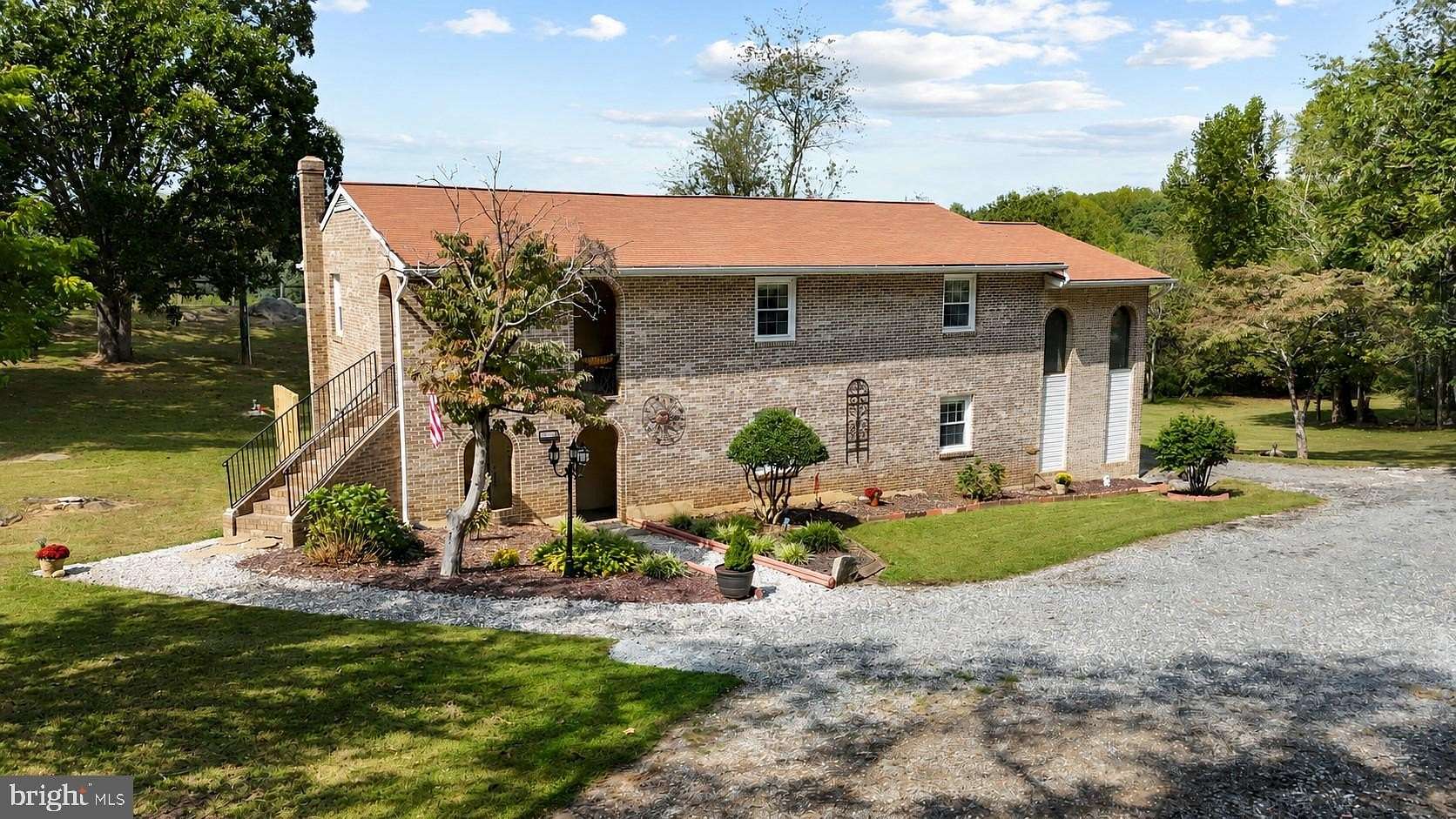 3.5 Acres of Land with Home for Sale in Amissville, Virginia