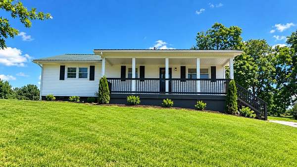 1.75 Acres of Land with Home for Sale in Frankfort, Kentucky