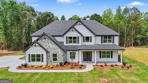 3 Acres of Land with Home for Sale in Concord, Georgia