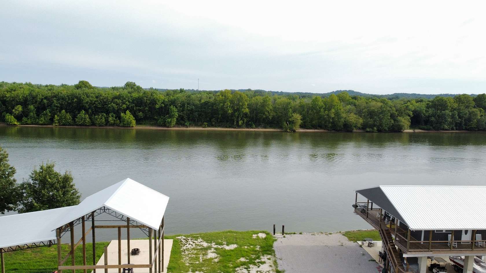 0.29 Acres of Residential Land for Sale in Clifton, Tennessee