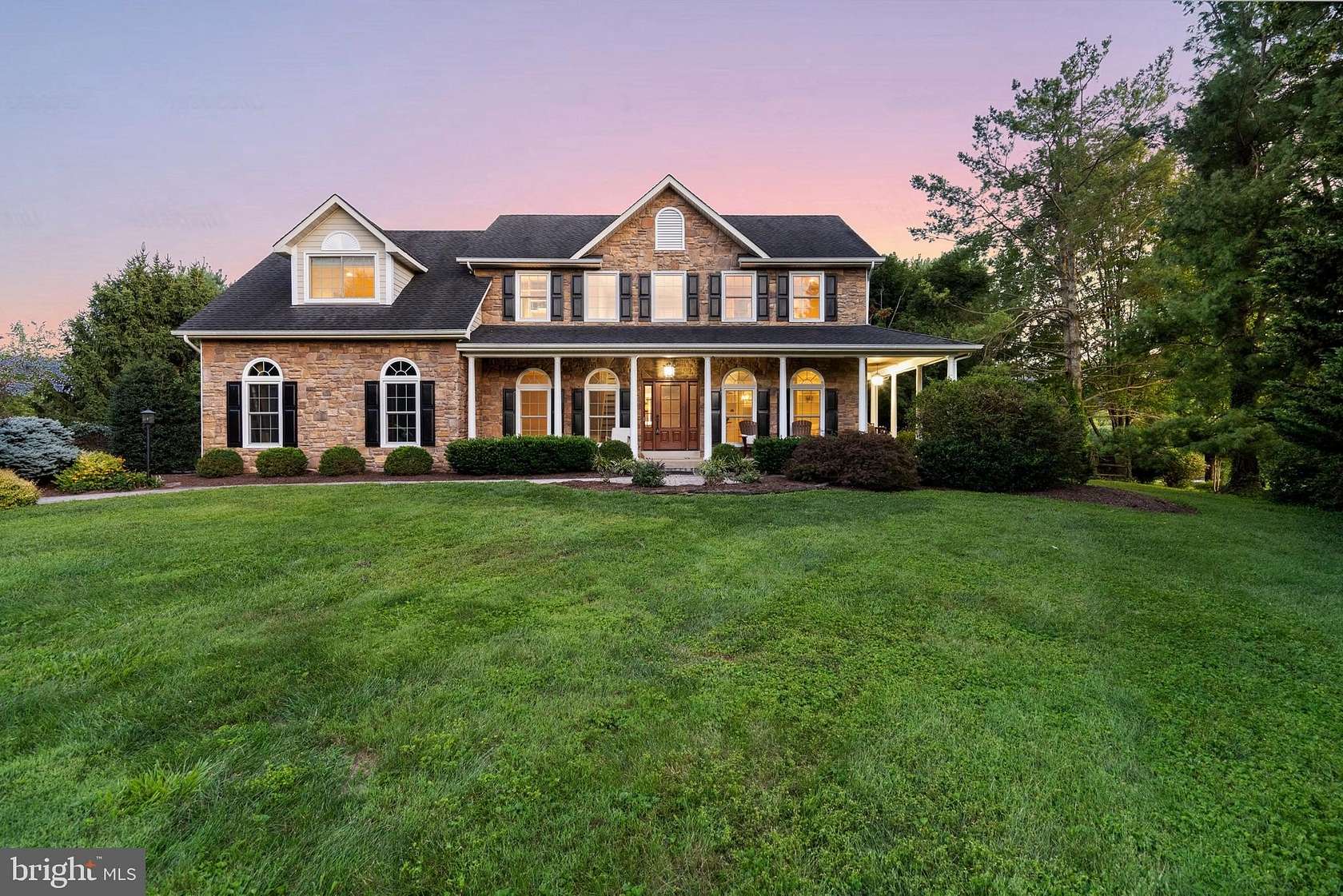 2.49 Acres of Land with Home for Sale in Warrenton, Virginia