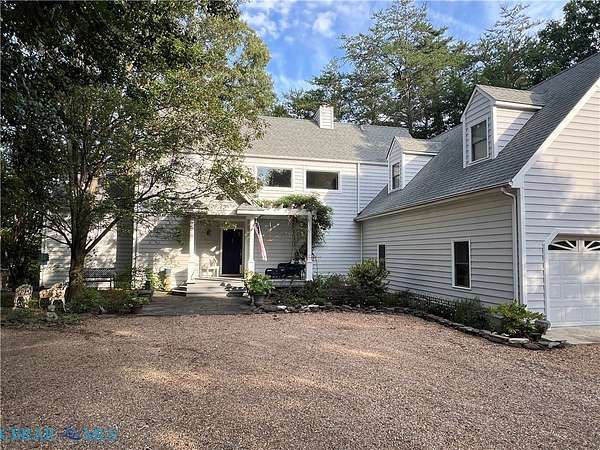2.55 Acres of Land with Home for Sale in Locust Hill, Virginia