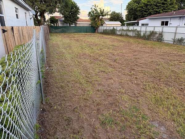 0.11 Acres of Residential Land for Sale in Miami, Florida