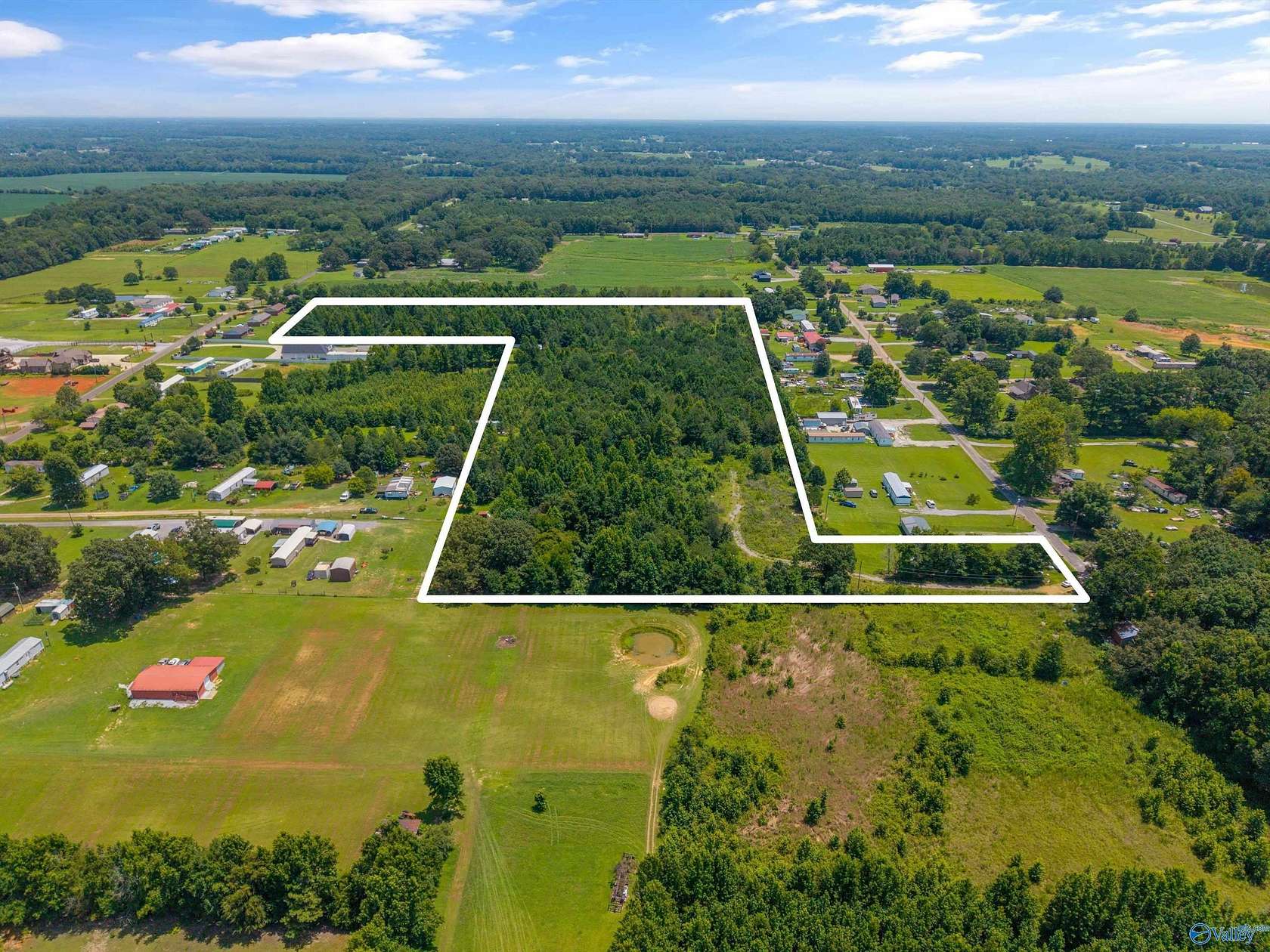 20 Acres of Land for Sale in Athens, Alabama