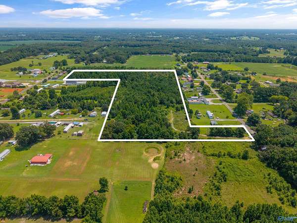 20 Acres of Land for Sale in Athens, Alabama