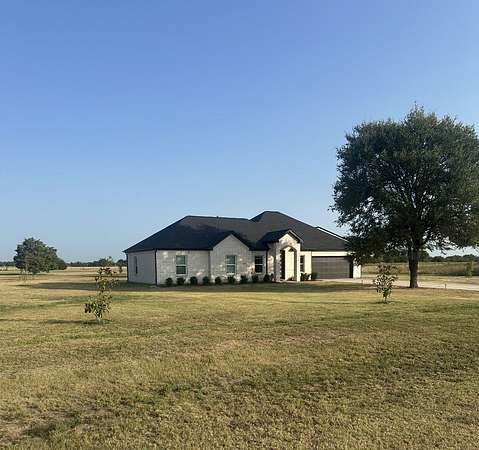 2 Acres of Land with Home for Sale in Wills Point, Texas