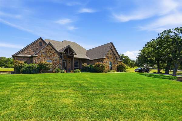 2.53 Acres of Land with Home for Sale in Weatherford, Texas