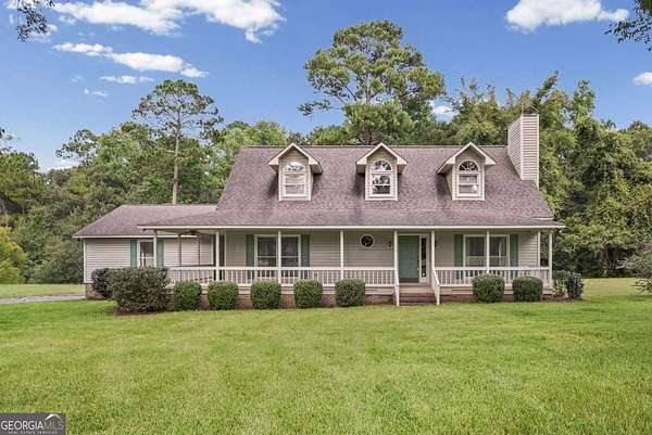 7.28 Acres of Land with Home for Sale in Fitzgerald, Georgia