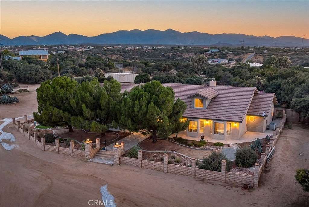 2 Acres of Land with Home for Sale in Oak Hills, California