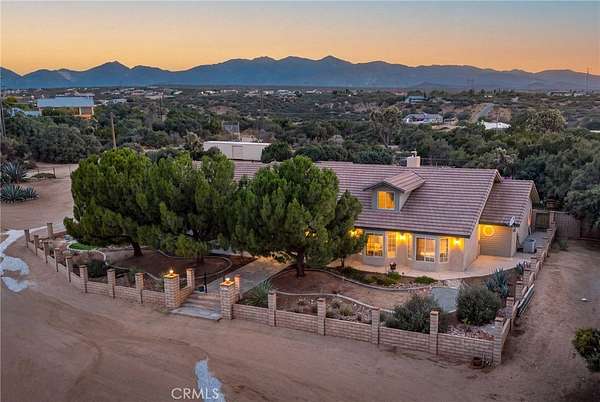 2 Acres of Land with Home for Sale in Oak Hills, California