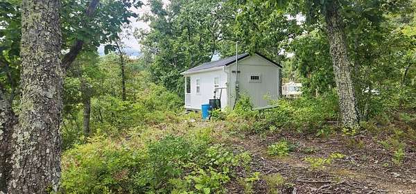 0.49 Acres of Land for Sale in Holladay, Tennessee