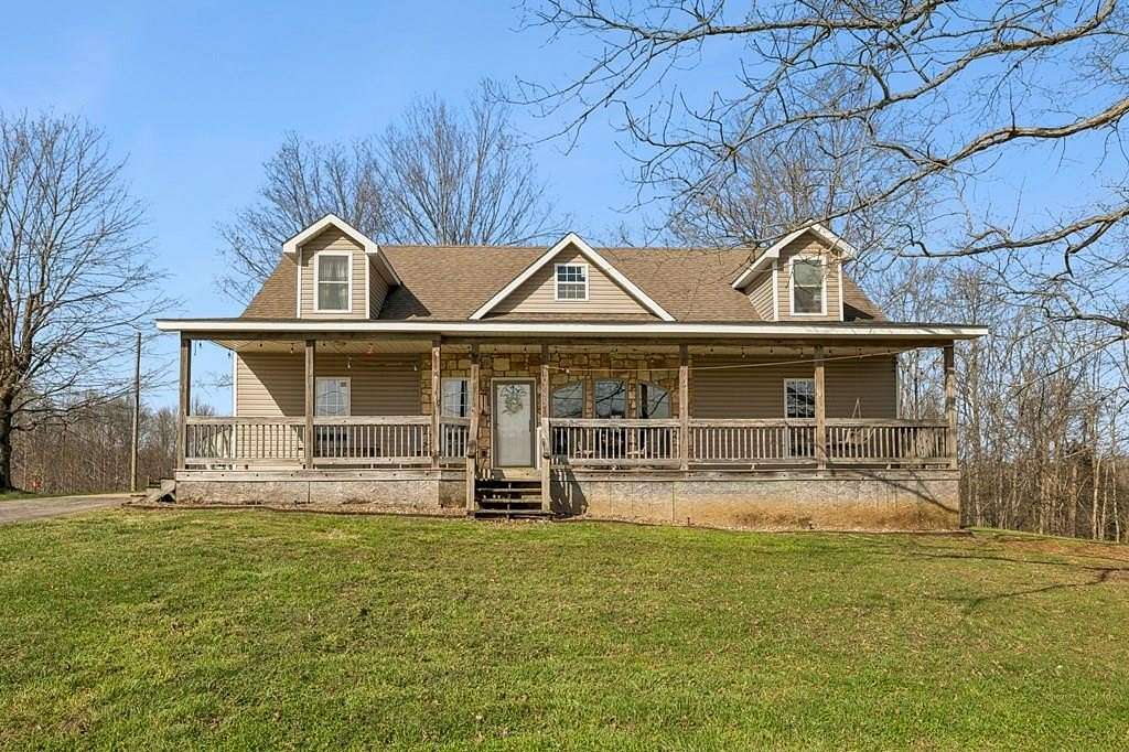 6 Acres of Land with Home for Sale in Silver Point, Tennessee